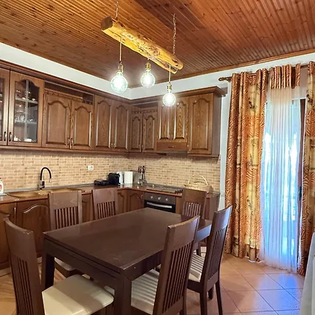 Villa Xhoni House Elbasan