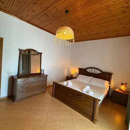 Villa Xhoni House
